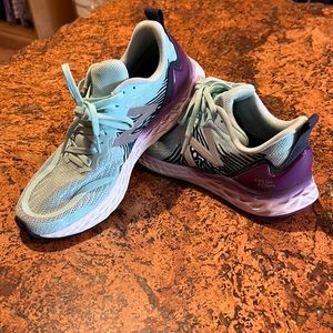 New balance sneaker size 8.5
